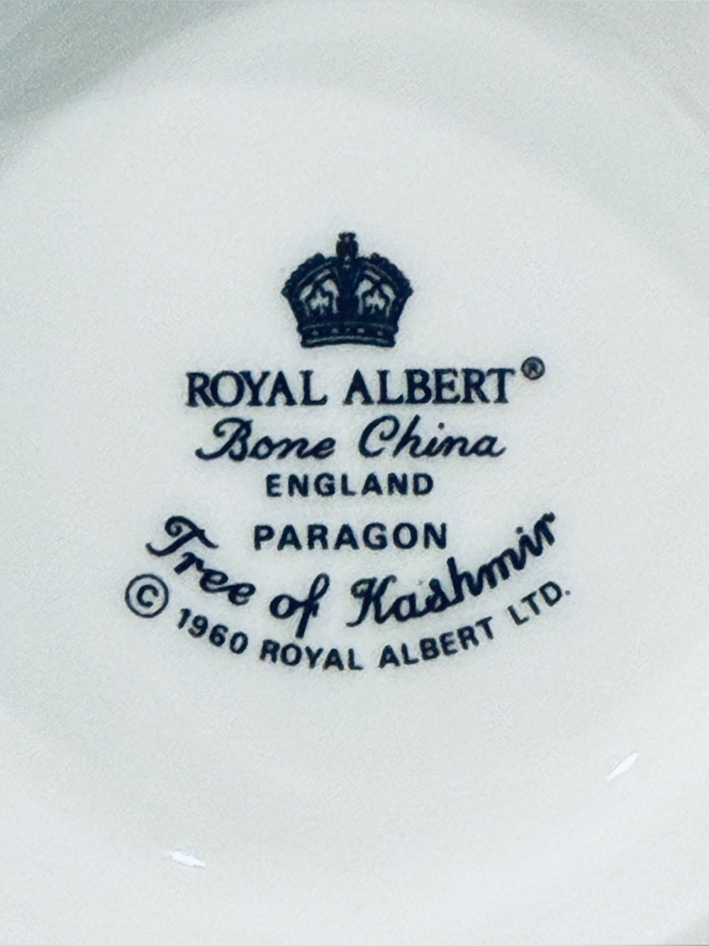Royal Albert Paragon Tree of Kashmir Sugar Dish - Picture 6 of 6
